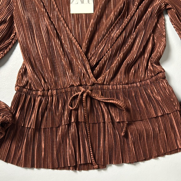 Zara Plisse Pleated Top - Picture 8 of 12
